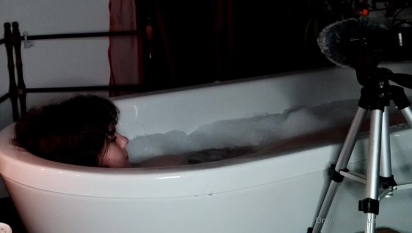 AngeASMR - Come Take a Bath With Me Fansly Leak