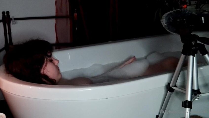 AngeASMR - Come Take a Bath With Me Fansly Leak