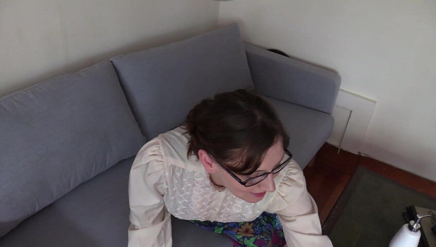 Bettie Bondage - Mind Control Gum for Mom