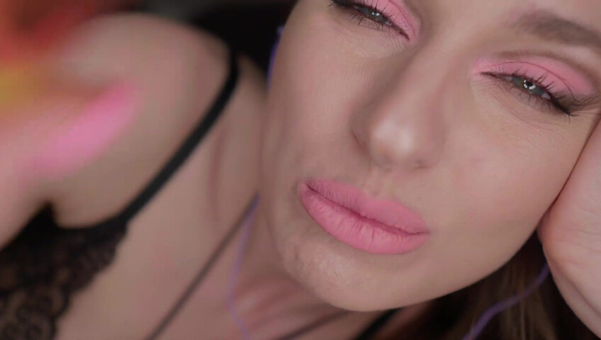 Zoyamur - GIRLFRIEND ASMR ROLEPLAY Kisses Personal Attention ASMR
