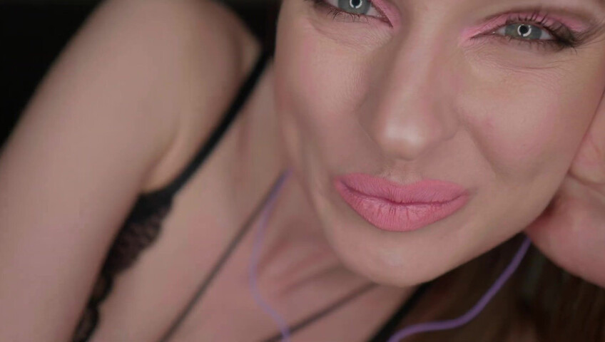 Zoyamur - GIRLFRIEND ASMR ROLEPLAY Kisses Personal Attention ASMR