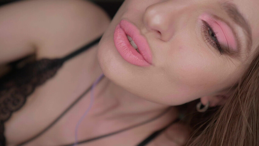 Zoyamur - GIRLFRIEND ASMR ROLEPLAY Kisses Personal Attention ASMR