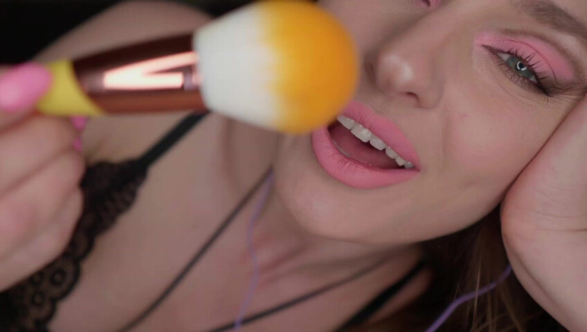 Zoyamur - GIRLFRIEND ASMR ROLEPLAY Kisses Personal Attention ASMR