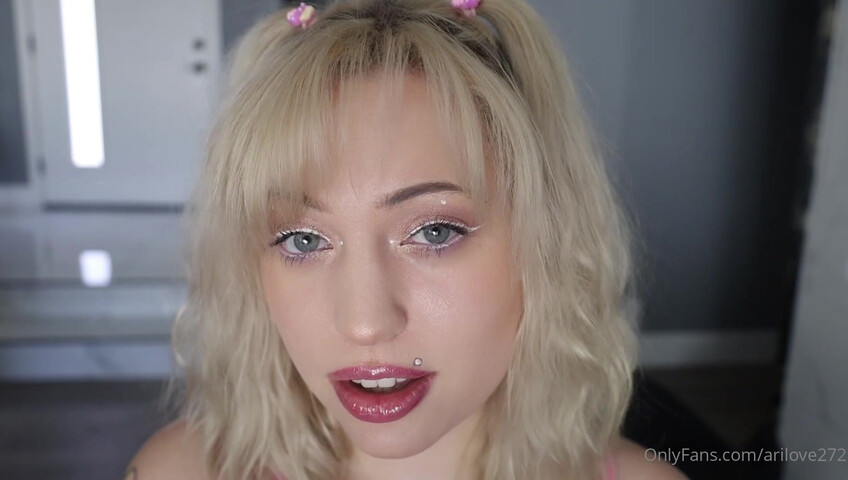 AriLove - 10 March 2026 - ASMR Eye Contact Challenge & Mouth Sounds