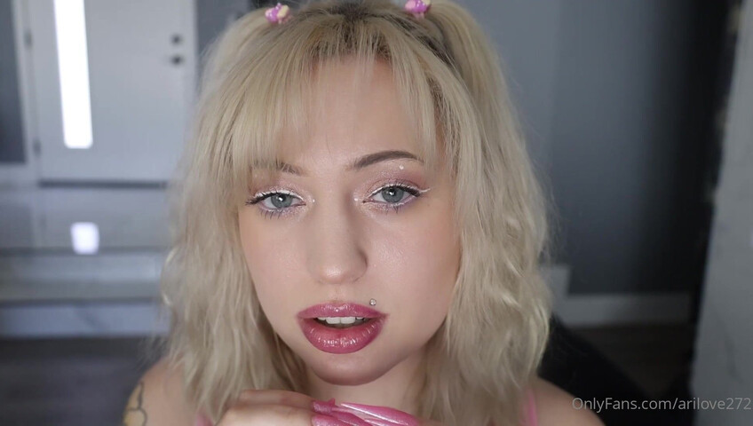 AriLove - 10 March 2026 - ASMR Eye Contact Challenge & Mouth Sounds