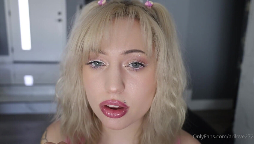 AriLove - 10 March 2026 - ASMR Eye Contact Challenge & Mouth Sounds