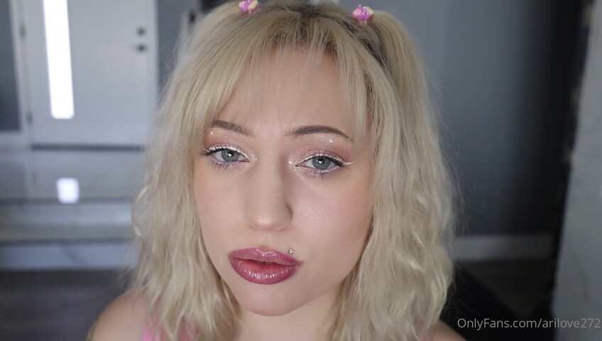 AriLove - 10 March 2026 - ASMR Eye Contact Challenge & Mouth Sounds
