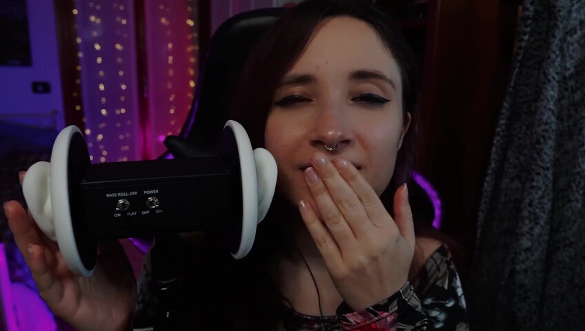 Itskikuneko - 10 April 2026 - Ear Licking (Deleted YouTube Vid)