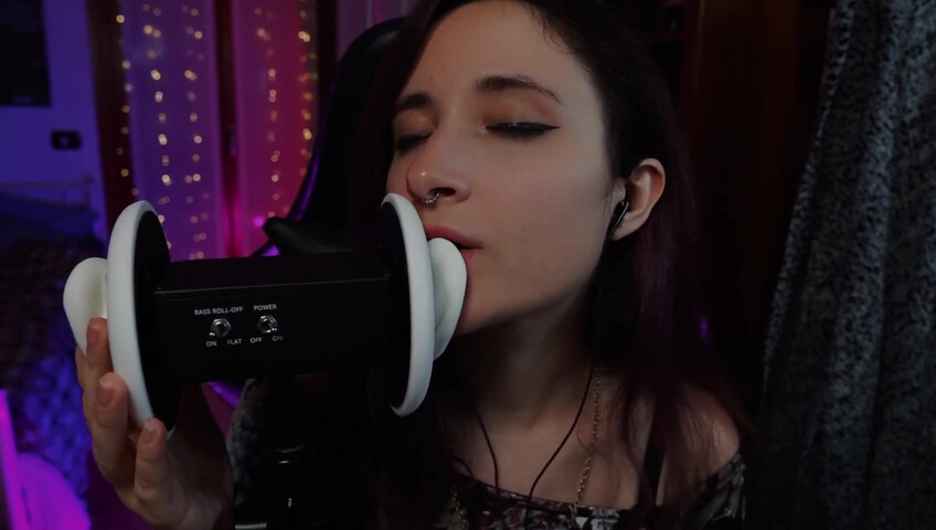 Itskikuneko - 10 April 2026 - Ear Licking (Deleted YouTube Vid)