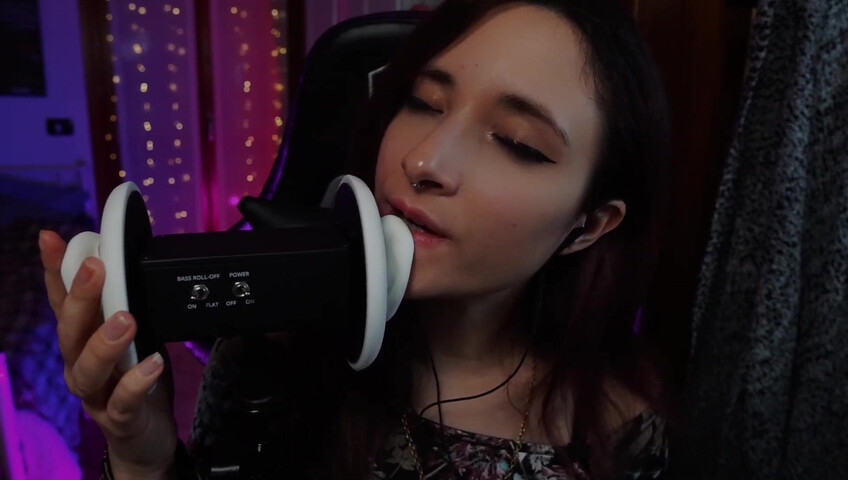 Itskikuneko - 10 April 2026 - Ear Licking (Deleted YouTube Vid)