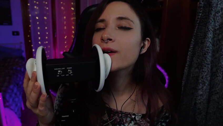 Itskikuneko - 10 April 2026 - Ear Licking (Deleted YouTube Vid)