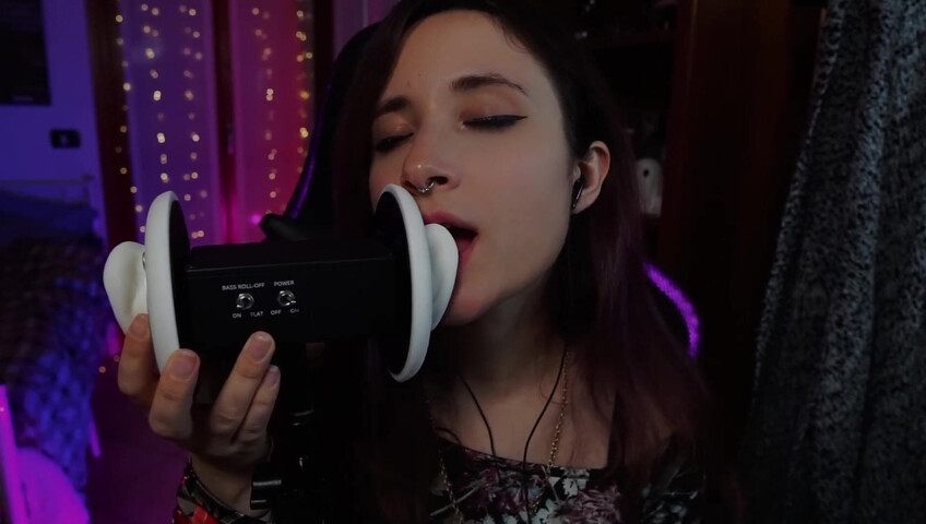 Itskikuneko - 10 April 2026 - Ear Licking (Deleted YouTube Vid)