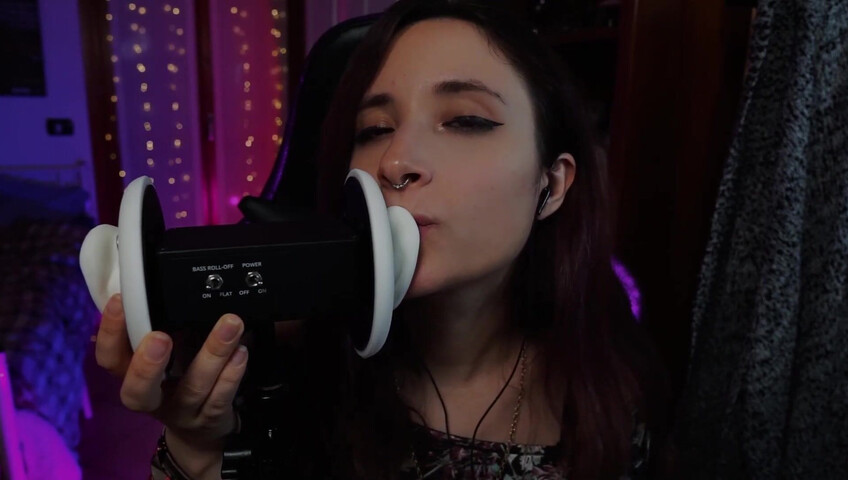 Itskikuneko - 10 April 2026 - Ear Licking (Deleted YouTube Vid)