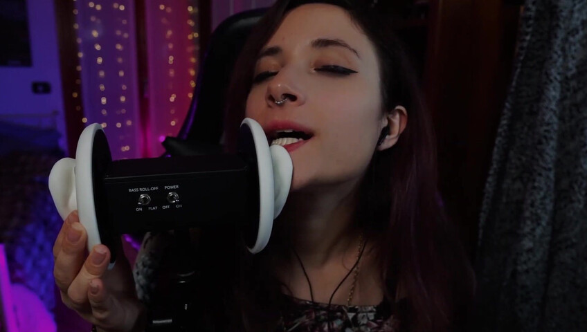 Itskikuneko - 10 April 2026 - Ear Licking (Deleted YouTube Vid)