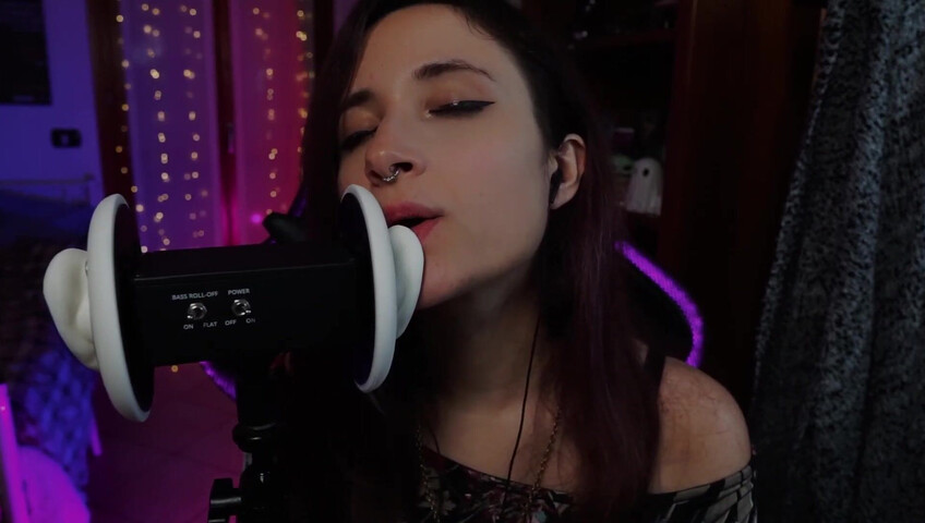 Itskikuneko - 10 April 2026 - Ear Licking (Deleted YouTube Vid)