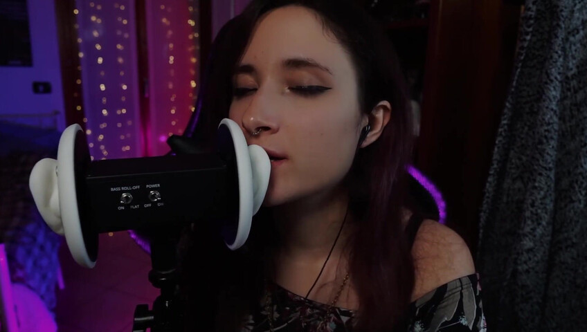 Itskikuneko - 10 April 2026 - Ear Licking (Deleted YouTube Vid)