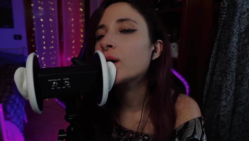 Itskikuneko - 10 April 2026 - Ear Licking (Deleted YouTube Vid)