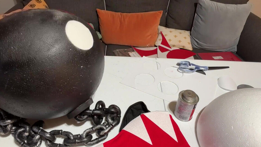 Busy B ASMR - 10 April 2026 - ASMR Building My Chain Chomp Cosplay