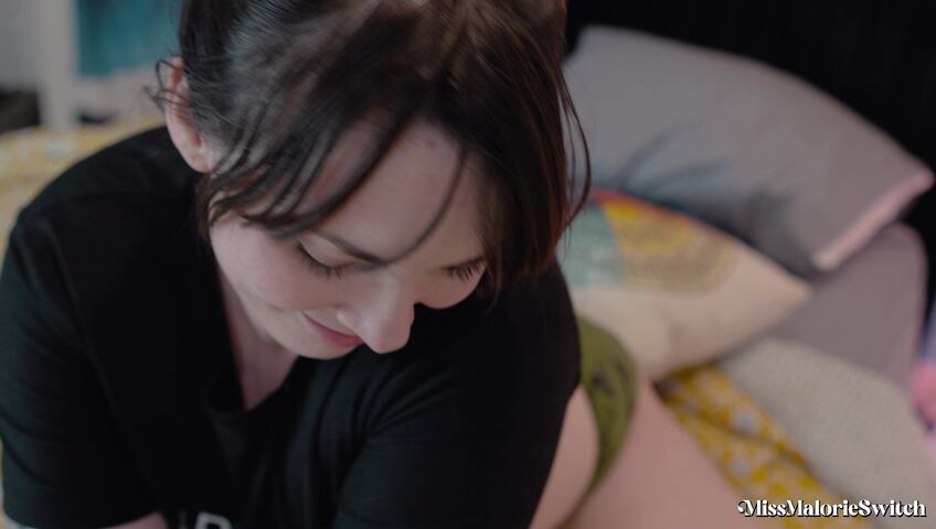 Miss Malorie Switch - EASTER SPECIAL: StepDaughter Edition Manyvid Leak