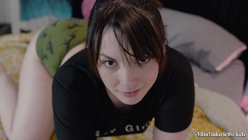 Miss Malorie Switch - EASTER SPECIAL: StepDaughter Edition Manyvid Leak