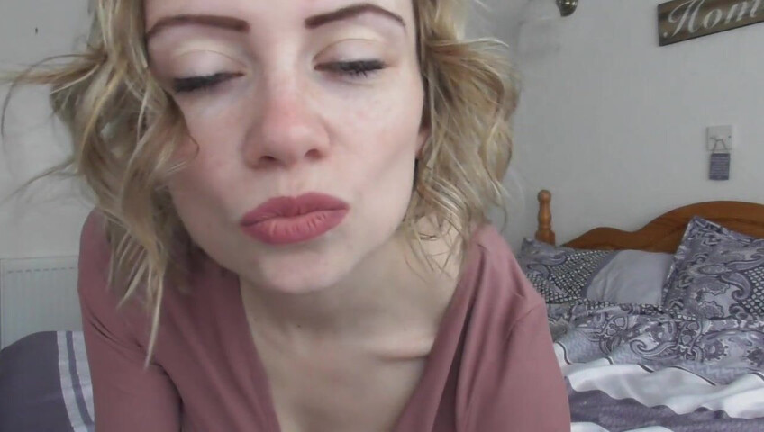 Jodie Marie ASMR - GF Roleplay | After Work