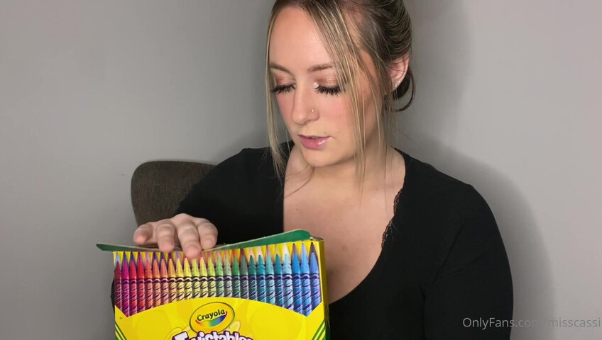 Miss Cassi ASMR - Don’t get Distracted ASMR