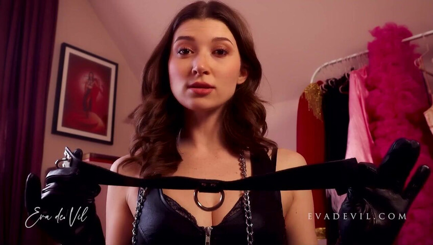 Eva De Vil - Naughty Puppy