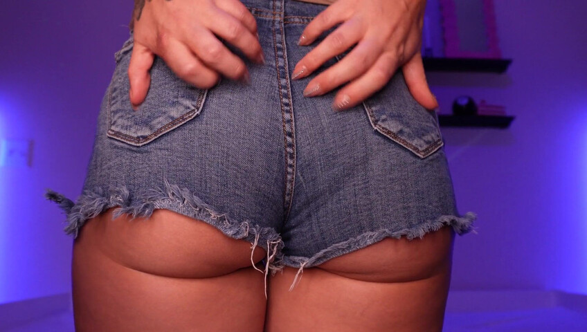 ShotsofSimone - Sexy Jean Shorts Scratching & Tapping