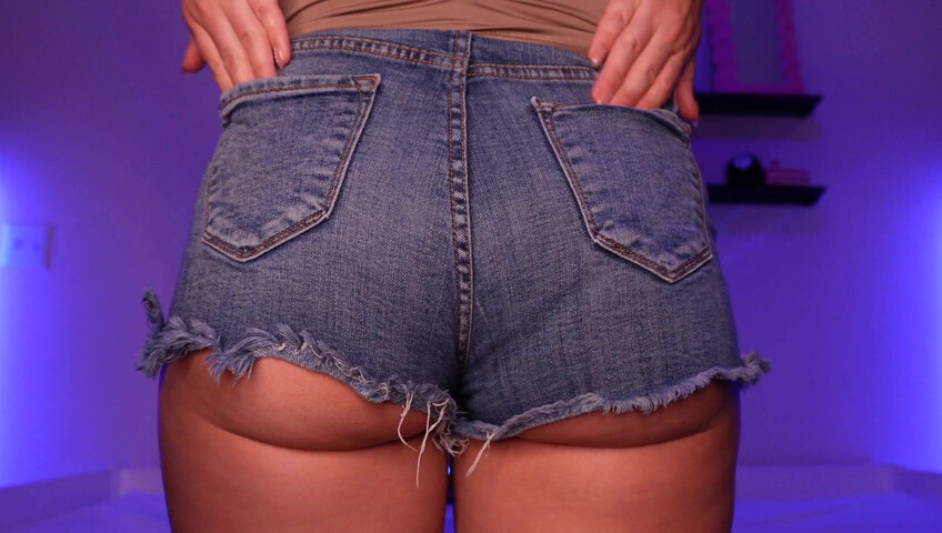 ShotsofSimone - Sexy Jean Shorts Scratching & Tapping