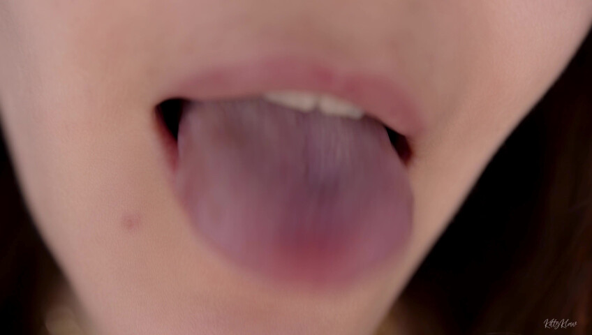 KittyKlaw ASMR - 5 April 2026 - Kissing & Lens Licking