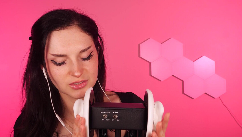 Busy b ASMR - 2 de abril de 2026 - Masaje de orejas con y sin guantes
