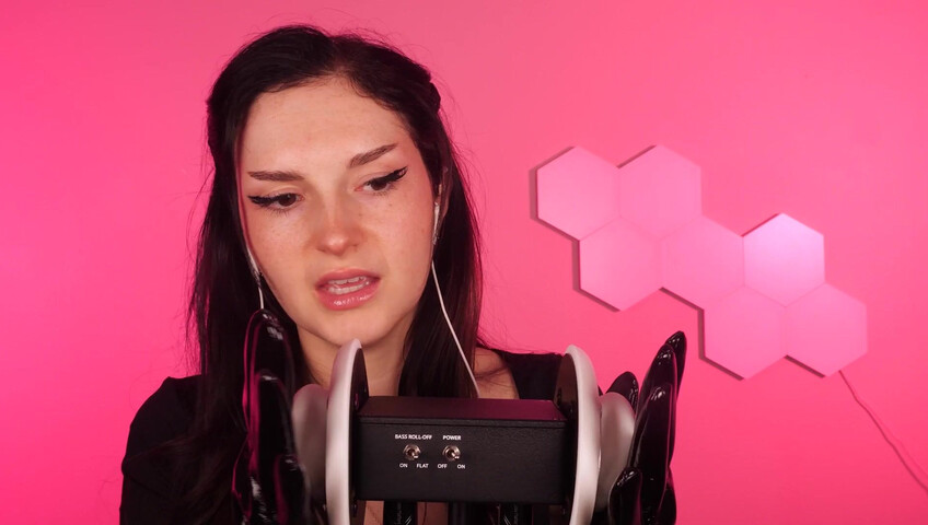 Busy b ASMR - 2 de abril de 2026 - Masaje de orejas con y sin guantes