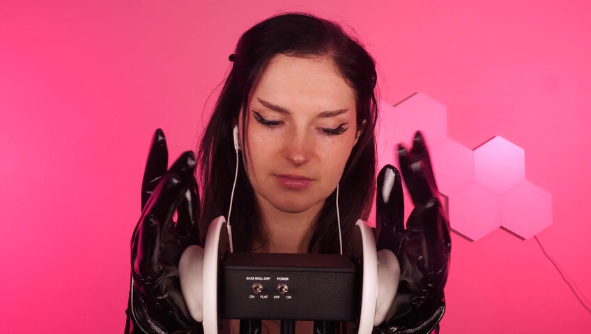 Busy b ASMR - 2 de abril de 2026 - Masaje de orejas con y sin guantes