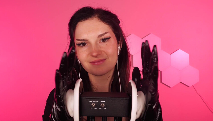 Busy b ASMR - 2 de abril de 2026 - Masaje de orejas con y sin guantes