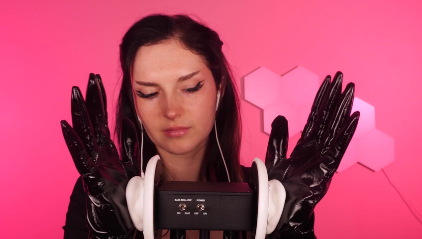 Busy b ASMR - 2 de abril de 2026 - Masaje de orejas con y sin guantes