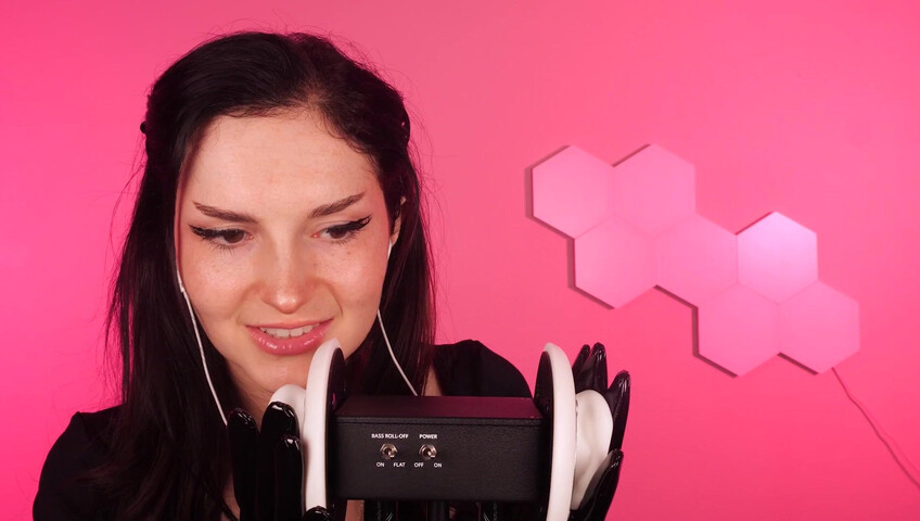 Busy b ASMR - 2 de abril de 2026 - Masaje de orejas con y sin guantes