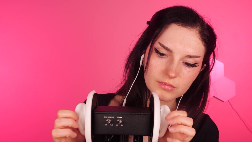Busy b ASMR - 2 de abril de 2026 - Masaje de orejas con y sin guantes