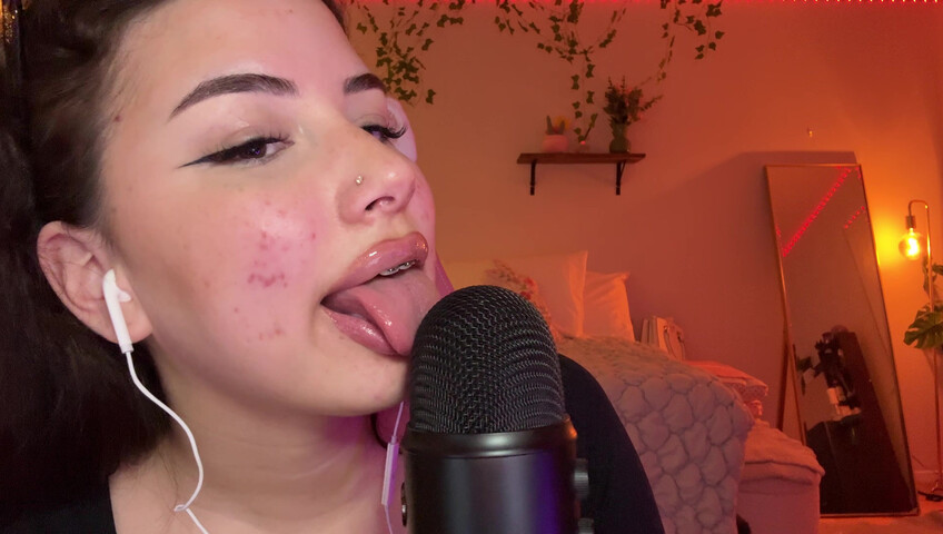 Wahonay ASMR - Intense Mic Licking