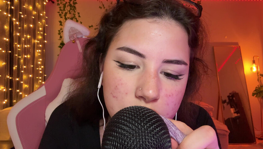 Wahonay ASMR - Intense Mic Licking