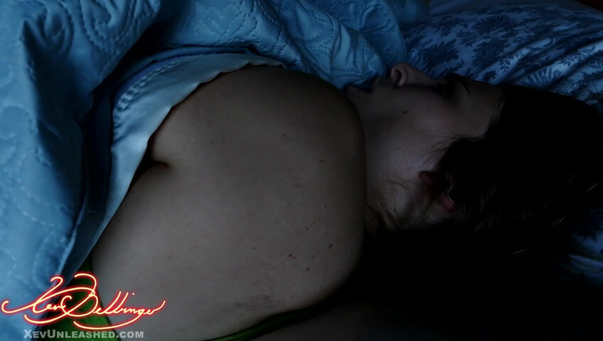 Xev Bellringer - Can I Sleep With You Daddy?