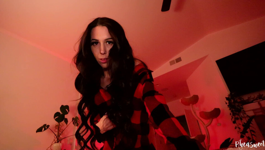 RheaSweet - Mommy Craving Cock