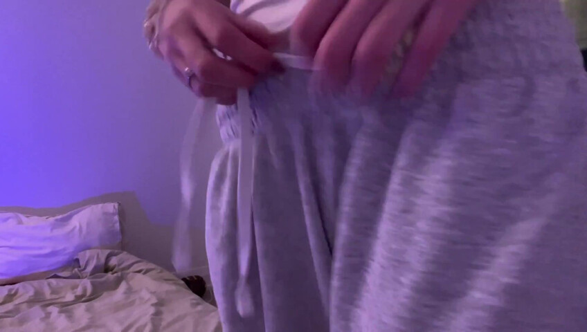Bongocot ASMR - Cozy Clothing & Body Scratching Sounds