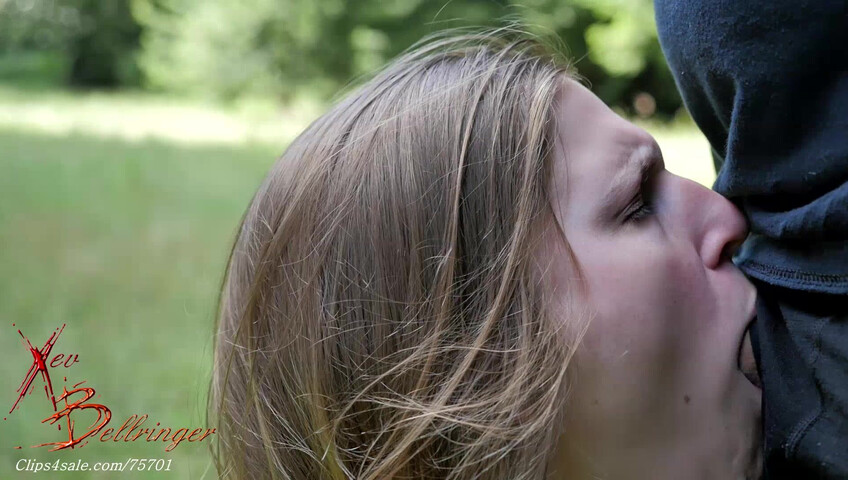 Xev Bellringer - Thirst Busters Outdoor Blowjob For Water