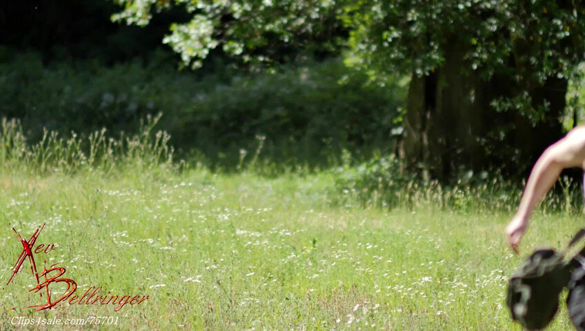 Xev Bellringer - Thirst Busters Outdoor Blowjob For Water