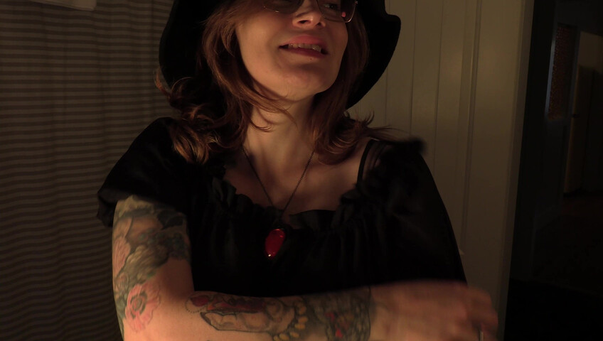 Bettie Bondage - The Haunted Halloween Necklace