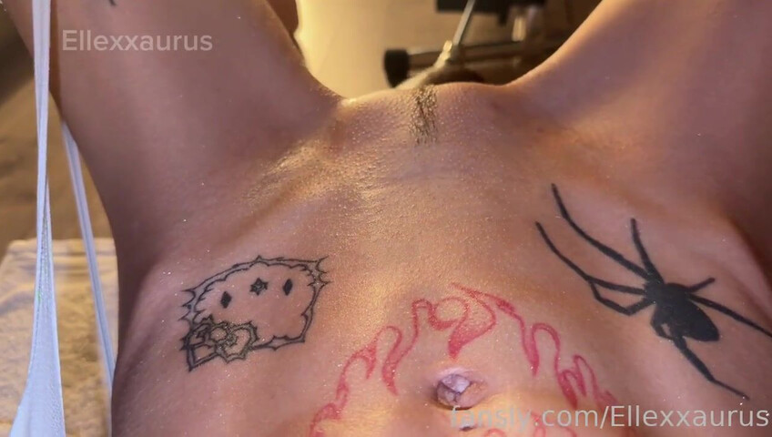 Ellasaurus23 - MY POV: I’m Dripping Wet Just Watching This