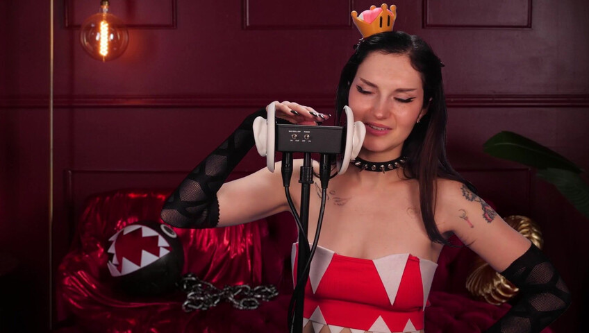 Busy B ASMR - 20 April 2026 Exclusive - Chain Chomp Ear Eating