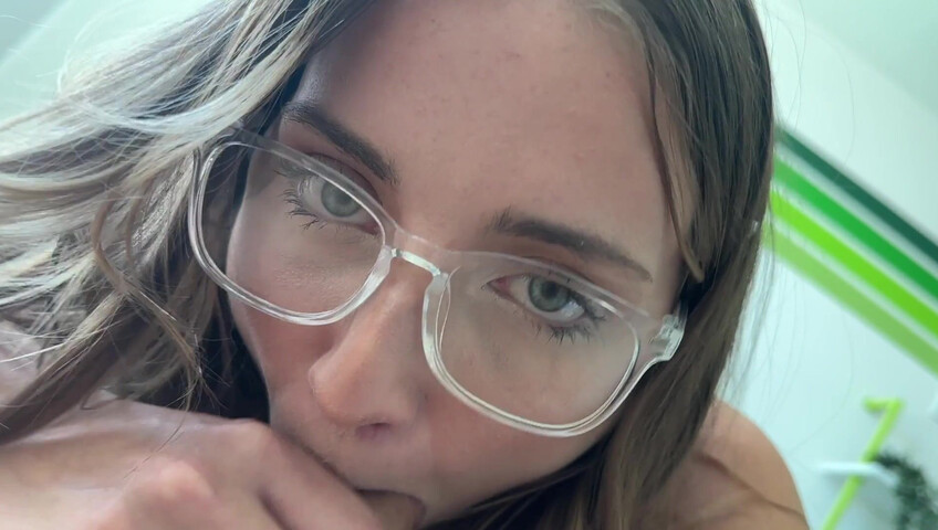 Sisters First Sex Tape ~ Macy Meadows