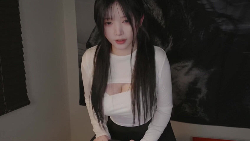 ASMR Yoon Ying - 13 April 2026 - ASMR 수상한 승마샵 RP 장비와 레슨