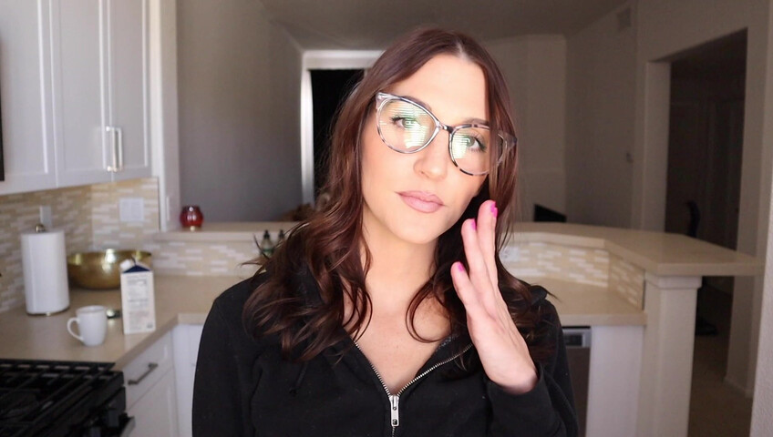 Tatum Christine - Seducing My Moms New Boyfriend - BBC